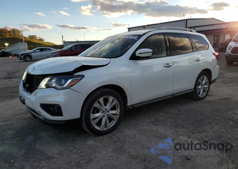 2019 Nissan Pathfinder S z USA, uszkodzony, nr VIN 5N1DR2MM0KC589077